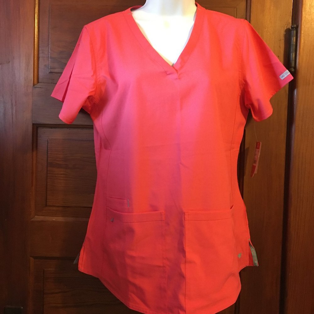 Med Couture *Energy Pink Scrub Top Medium